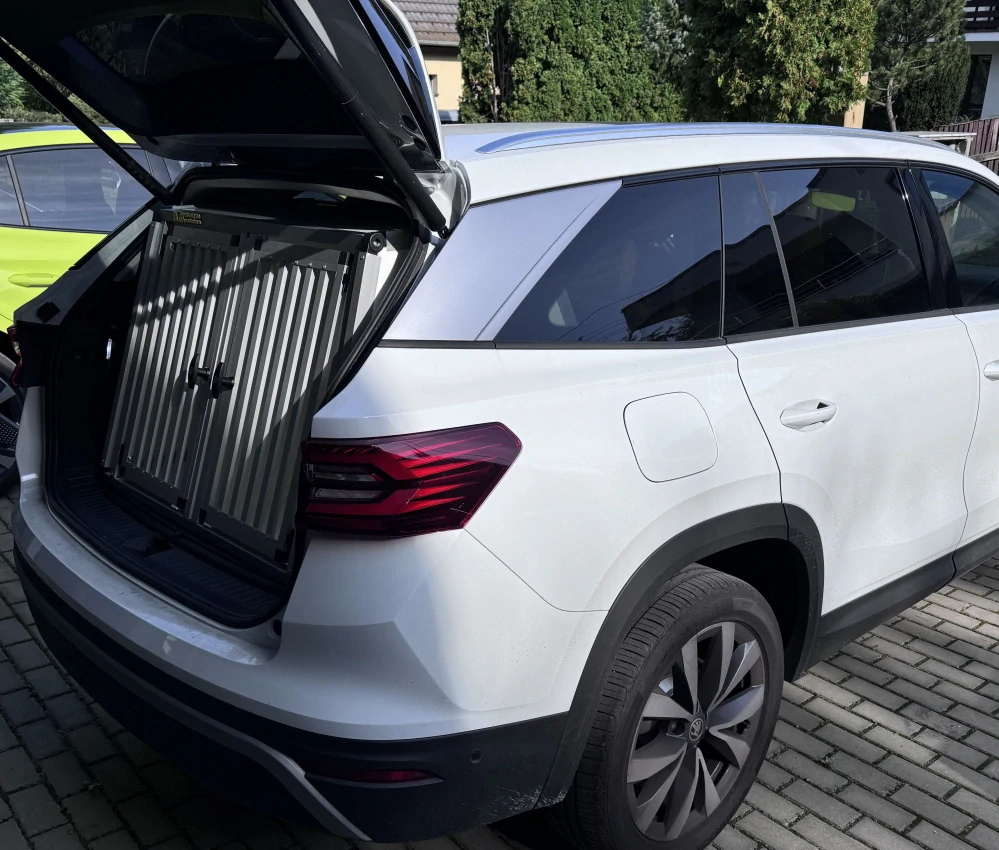 Box4Dogs přepravní klec do auta - Škoda Kodiaq 