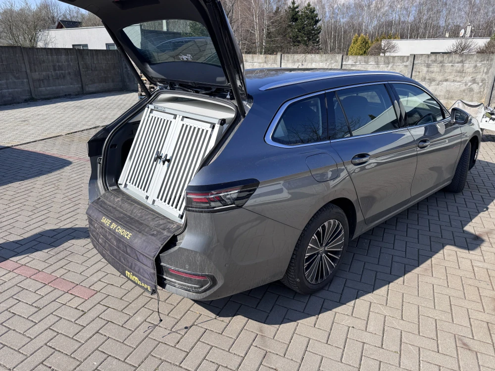 Box4Dogs přepravní klec do auta - Volkswagen Passat B9
