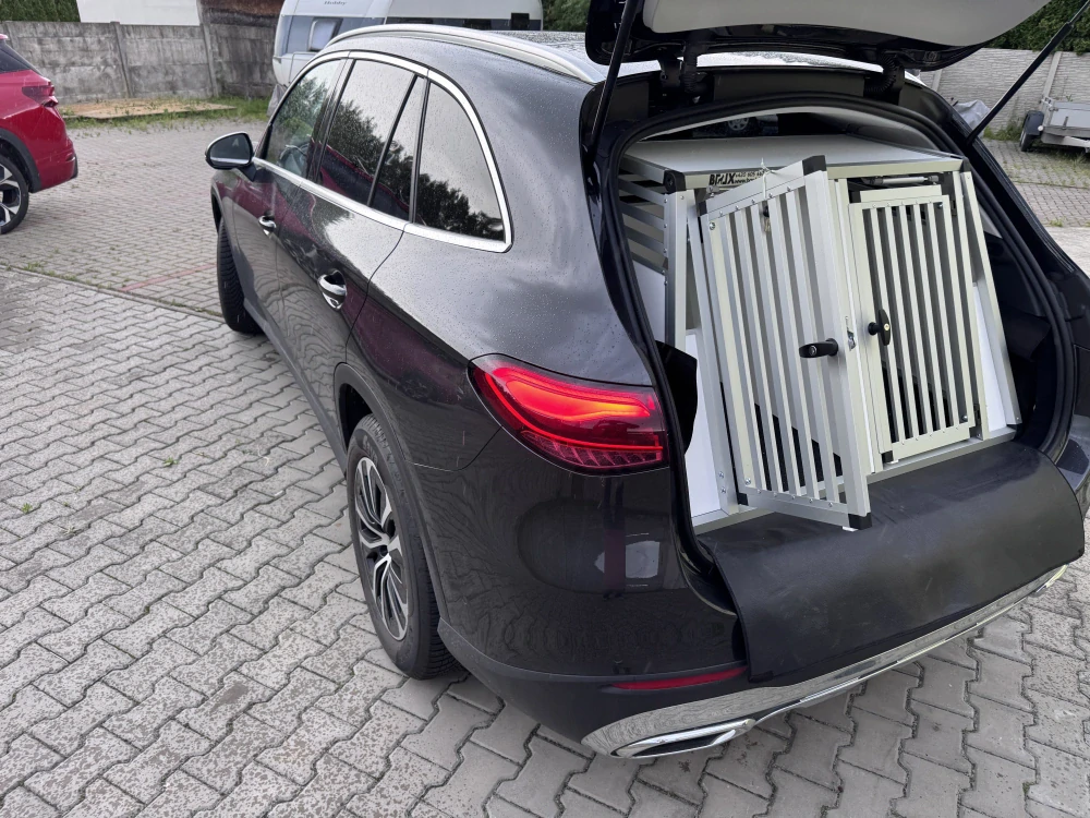 Box4Dogs přepravní klec do auta - Mercedes GLC 220