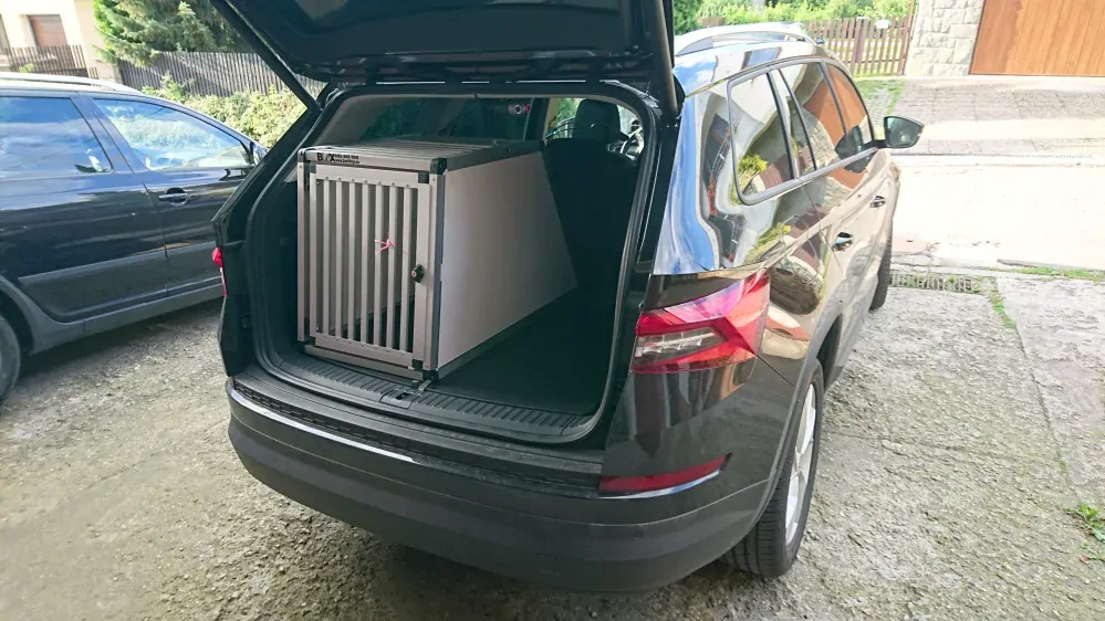 Box4Dogs přepravní klec do auta - Škoda Kodiaq