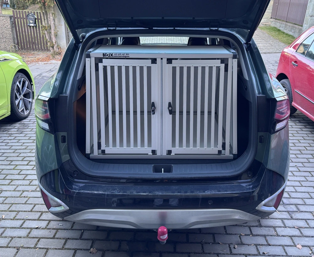 Box4Dogs přepravní klec do auta - Kia Sportage 
