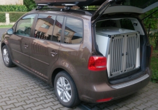Box4Dogs přepravní klec do auta - Volkswagen Touran