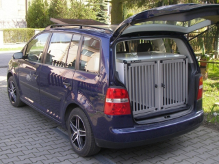 Box4Dogs přepravní klec do auta - Volkswagen Touran