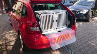 Box4Dogs přepravní klec do auta - Škoda Rapid