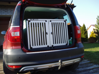 Box4Dogs přepravní klec do auta - Škoda Yeti