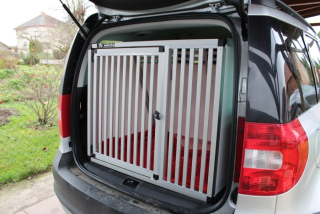 Box4Dogs přepravní klec do auta - Škoda Yeti