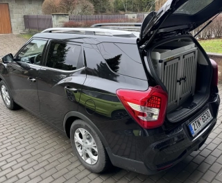 Box4Dogs přepravní klec do auta - Ssangyong TIVOLI grand